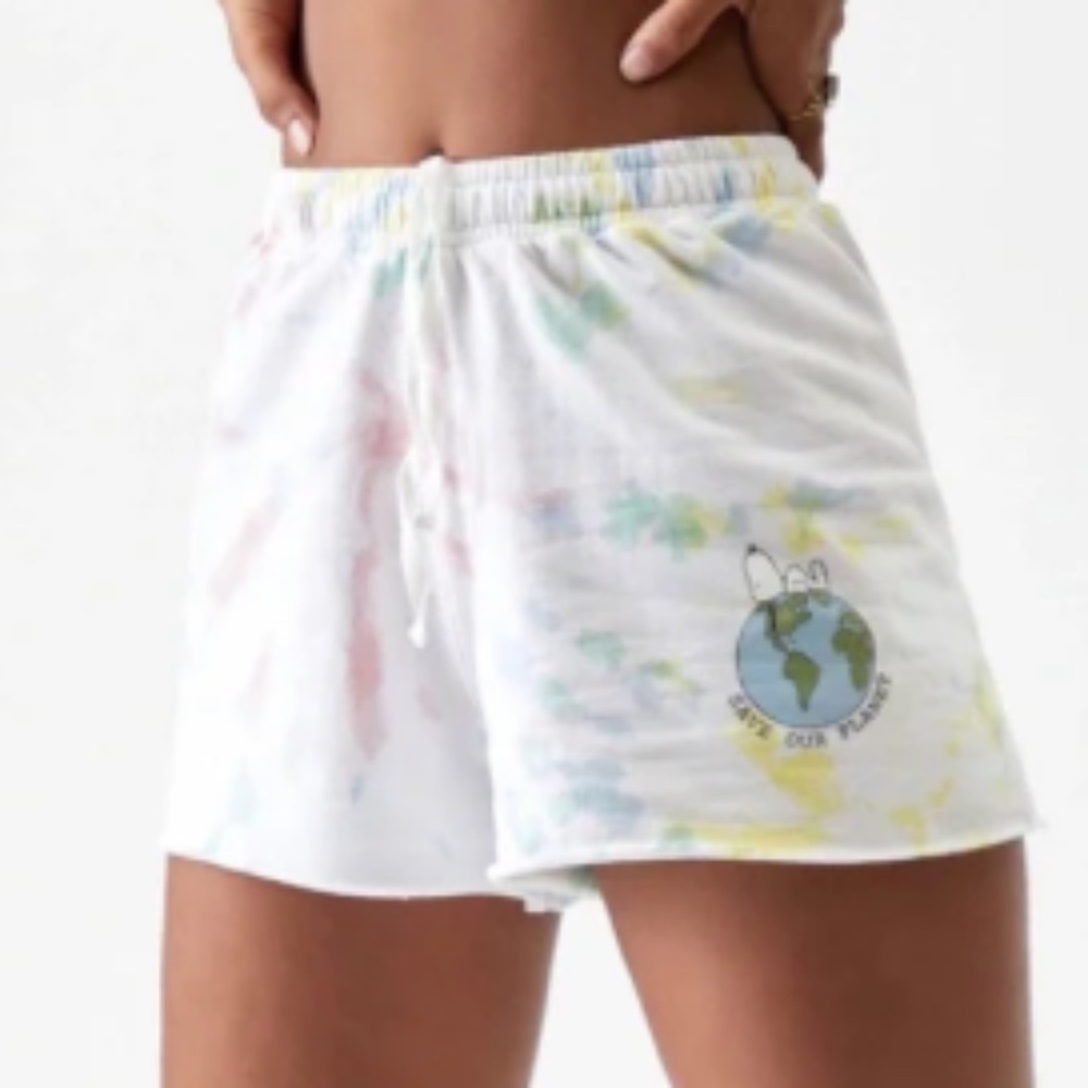 Pac Sun Peanuts Snoopy Shorts by Desert Dreamer Lounge Shorts  XS